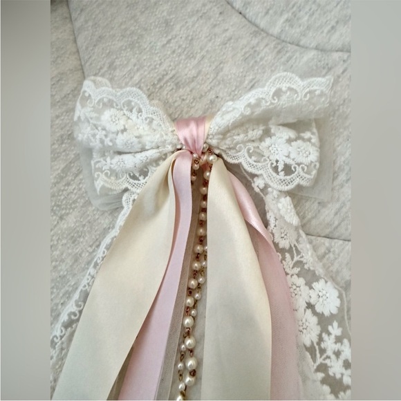 Curried Myrrh Blyth Bow pink main image 3